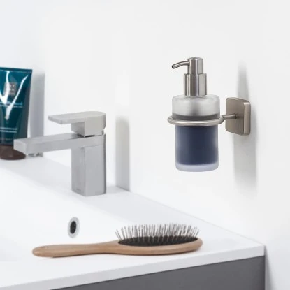 Tiger Seifenspender Onu Edelstahl Gebürstet 7 Tiger Seifenspender Onu Edelstahl Gebürstet – Bild 5