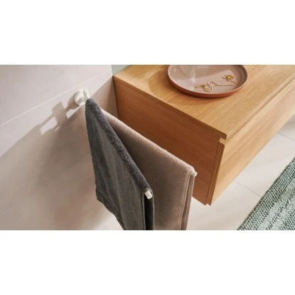 Tesa Moon White Handtuchhalter 2-Armig Weiß Matt Inkl. Klebelösung 6 Tesa Moon White Handtuchhalter 2-Armig Weiß Matt Inkl. Klebelösung – Bild 4