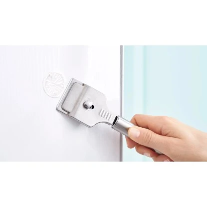 Tesa® LOXX Seifenspender Verchromt, Satinierte Glasflasche, Inkl. Klebelösung 14 Tesa® LOXX Seifenspender Verchromt, Satinierte Glasflasche, Inkl. Klebelösung – Bild 12